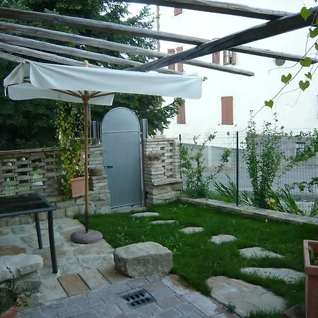 Petrarosa مزرعة للإقامة